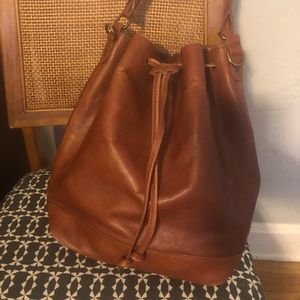 Made well LaFayette bucket bag